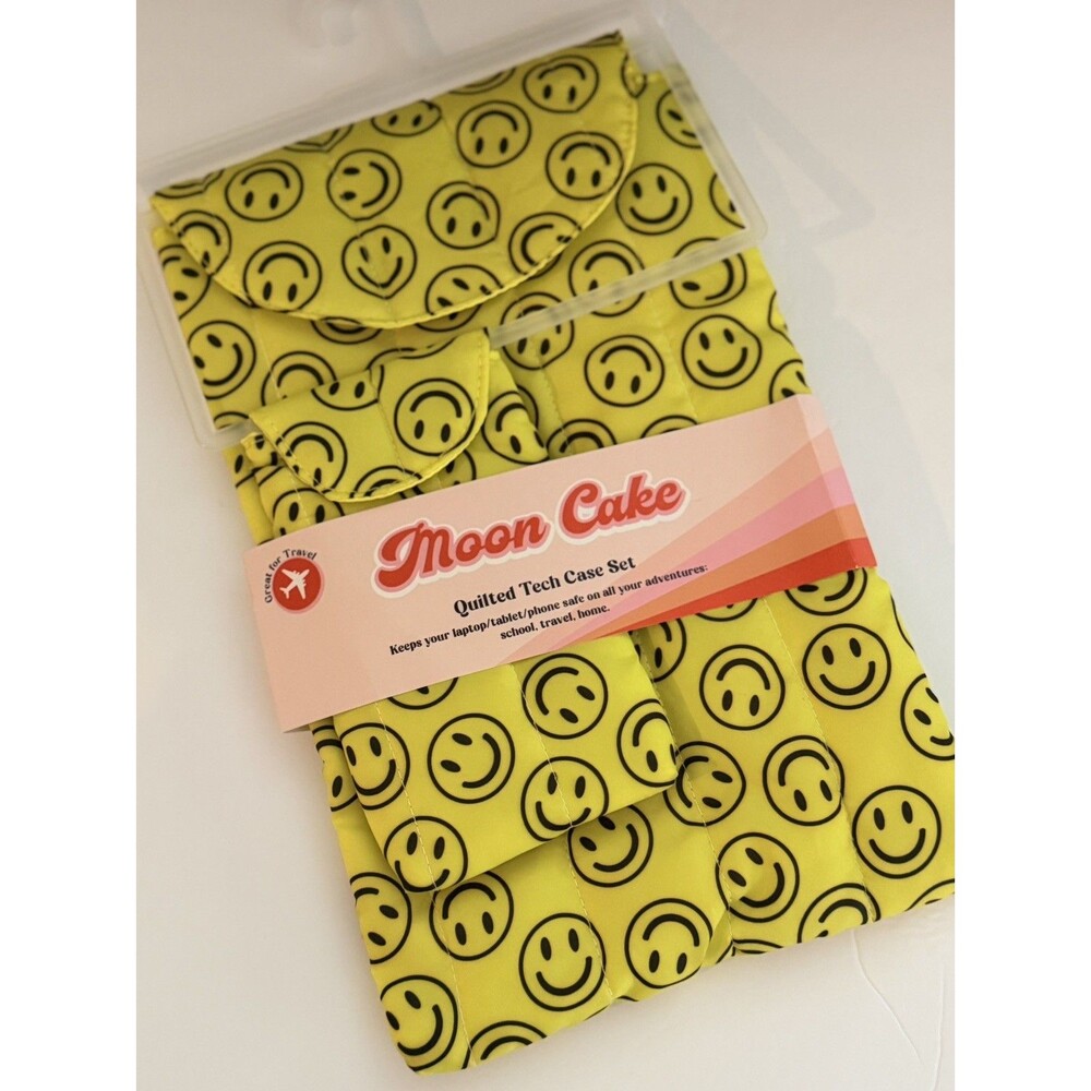 Smiley Face Quilted Laptop & Phone Case 2-Piece Set, Yellow